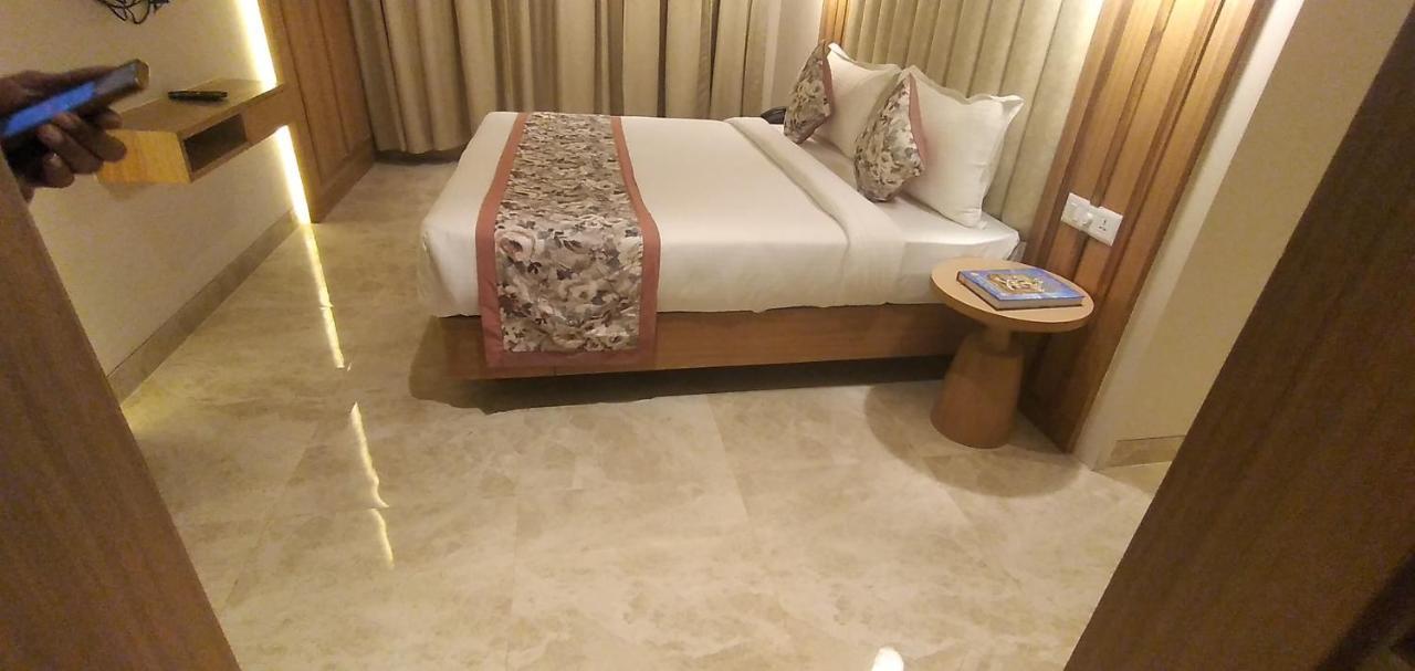 Hotel Four Element Benares Buitenkant foto