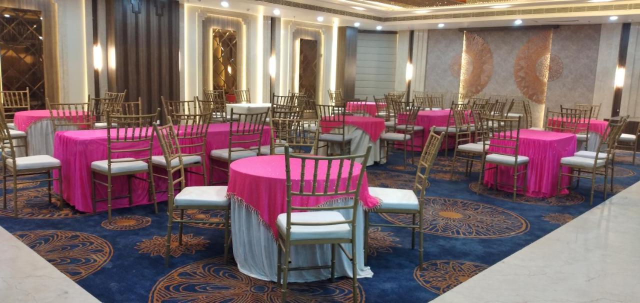 Hotel Four Element Benares Buitenkant foto