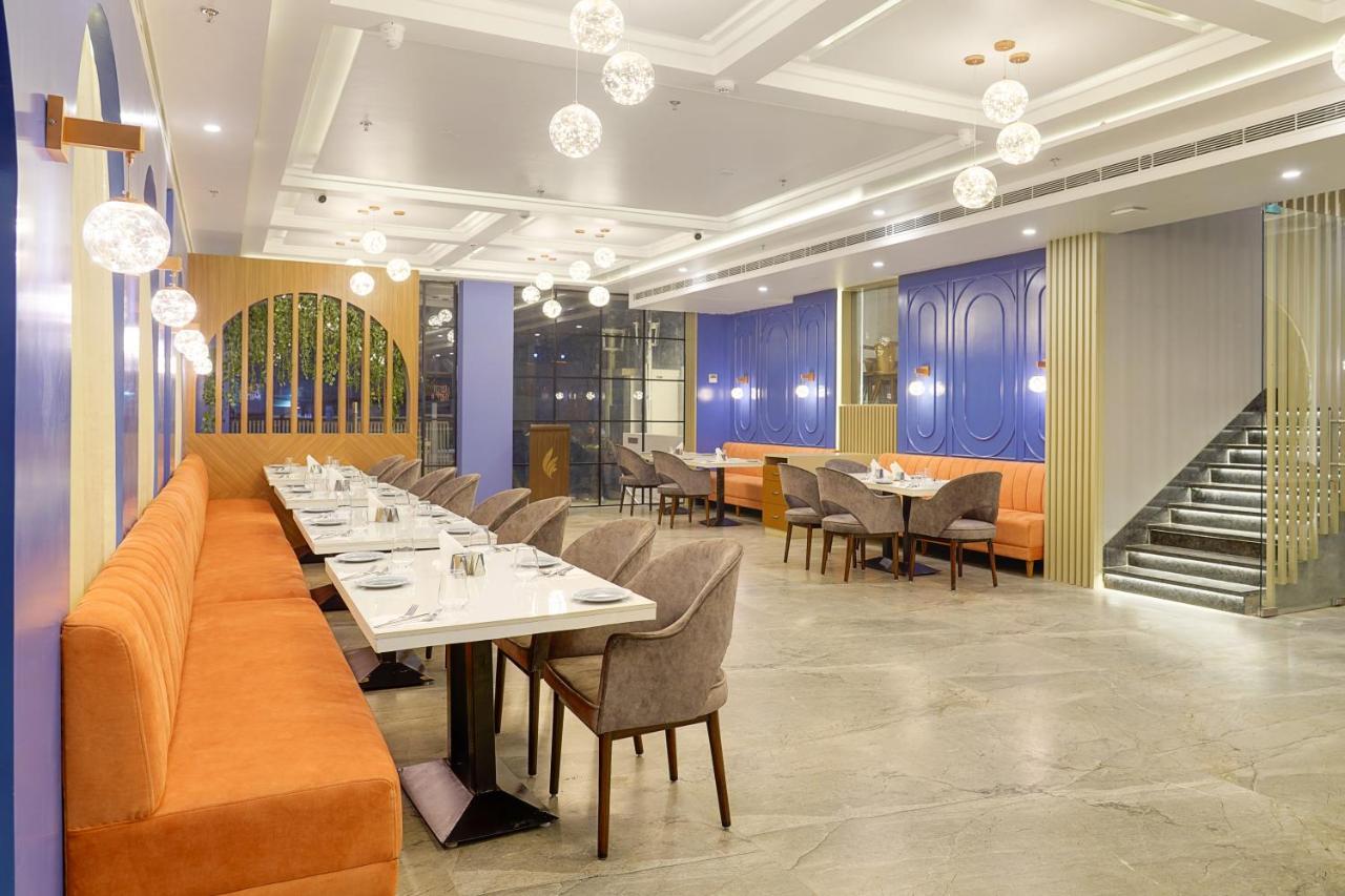 Hotel Four Element Benares Buitenkant foto