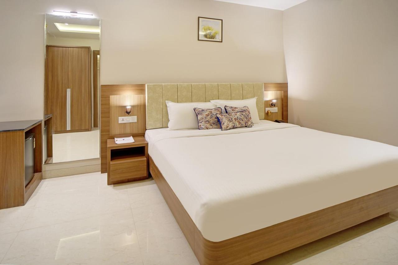 Hotel Four Element Benares Buitenkant foto