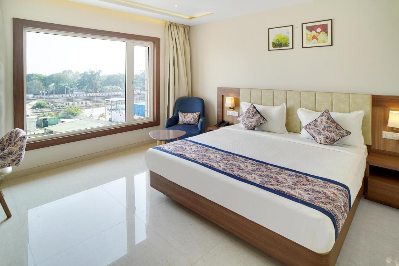 Hotel Four Element Benares Buitenkant foto