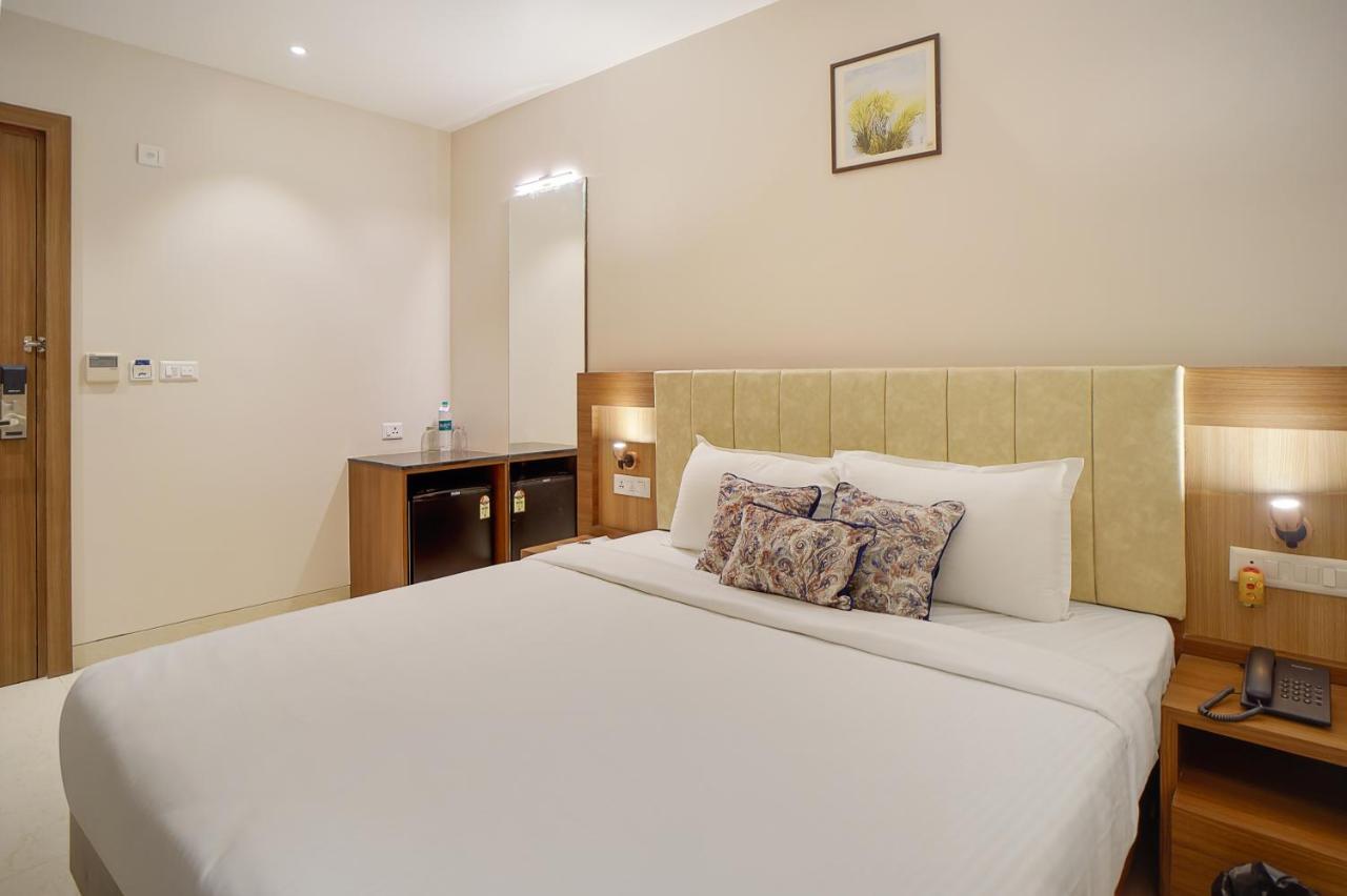 Hotel Four Element Benares Buitenkant foto