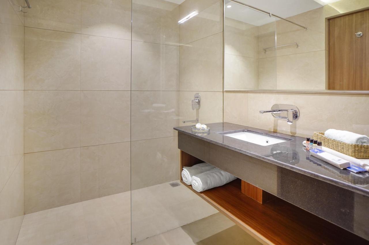 Hotel Four Element Benares Buitenkant foto